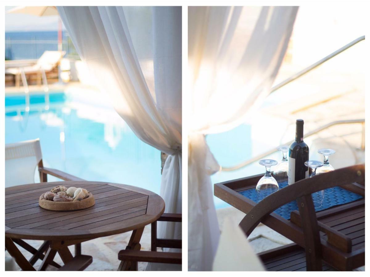 Villa Blue Island Artemida  Ngoại thất bức ảnh